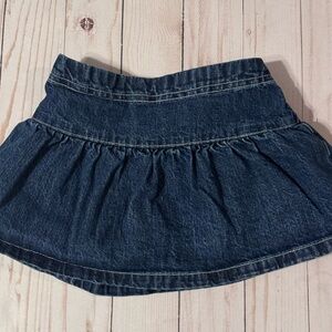 Jean skort